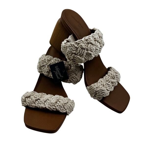 Universal Thread Stassi Boho Block Heel Square Toe Macrame Sandals Women's 9 - Picture 1 of 11